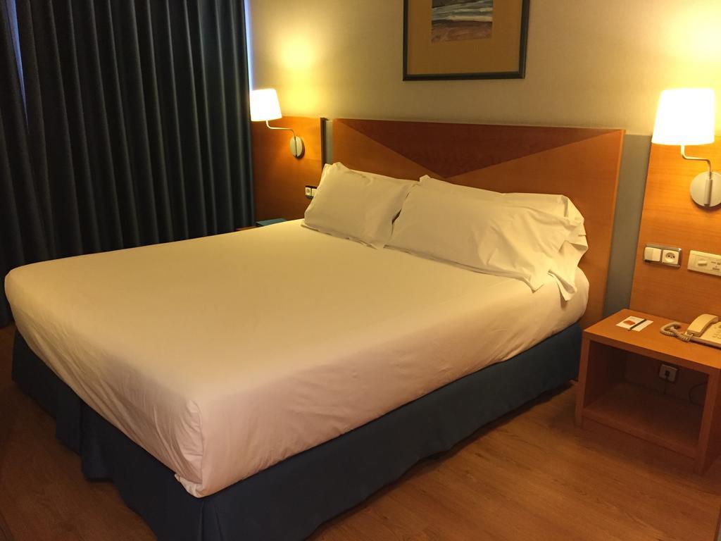 Oca Villa De Aviles Hotel Luaran gambar