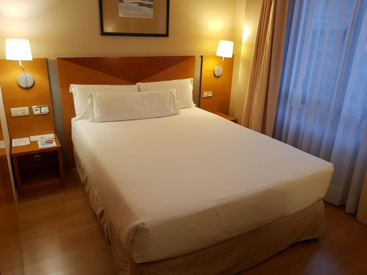 Oca Villa De Aviles Hotel Luaran gambar